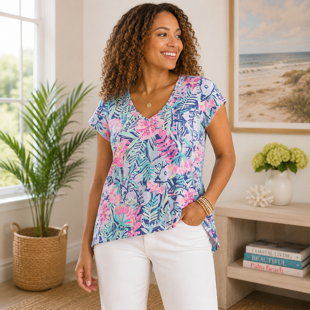 Lilly Pulitzer Shirt Womens Medium V Neck Short Sleeve Floral Tropical Summer